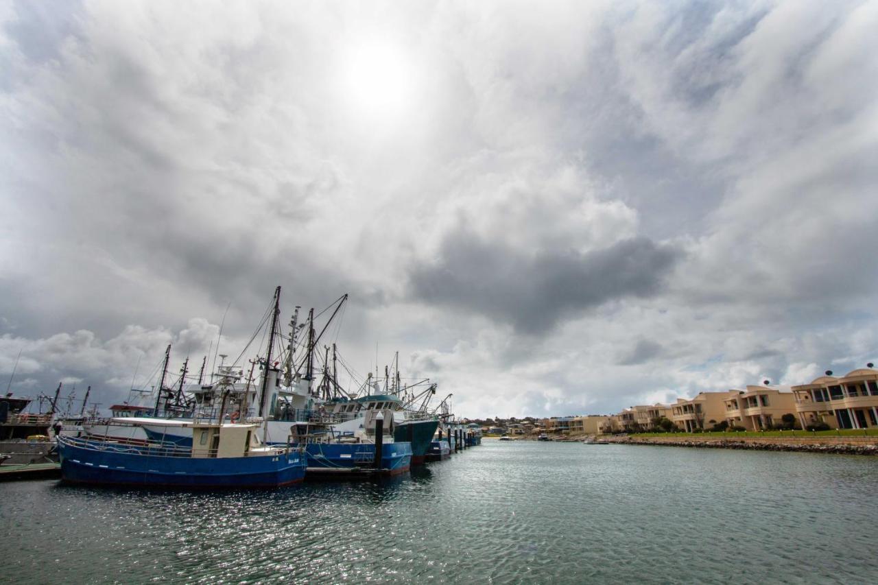 Port Lincoln Marina Waterfront Apartment エクステリア 写真